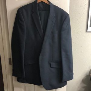 Kenneth Cole Navy Suit 42L
